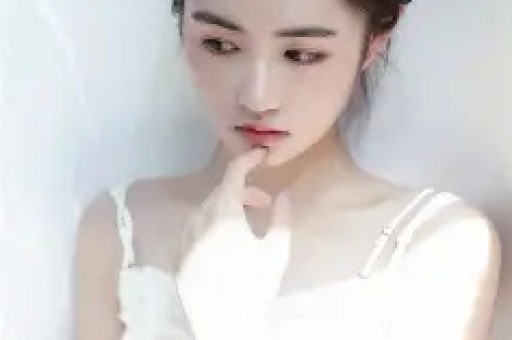 渣男汤普森被曝再度出轨 女友社媒怒斥其戏太足