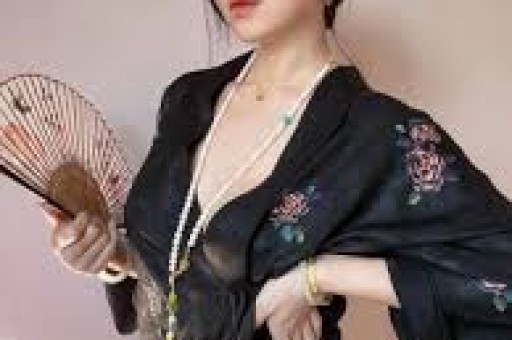 热搜压不住！顶流男星下场开撕女明星道歉后黄晓明也被波及