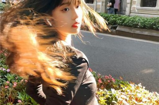 刚结婚就被出轨丈夫10年劈腿6人……被全网劝离婚的她如今终于逆袭! 刚结婚就被出轨丈夫10年劈腿6人……被全网劝离婚的她如今终于逆袭!