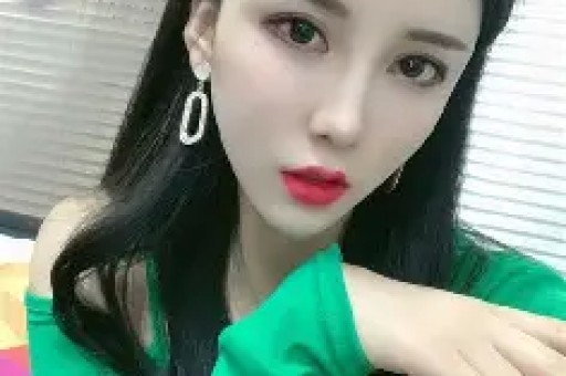 韩国“劣迹艺人”与好莱坞明星合影网友：黑历史都能洗成国际范