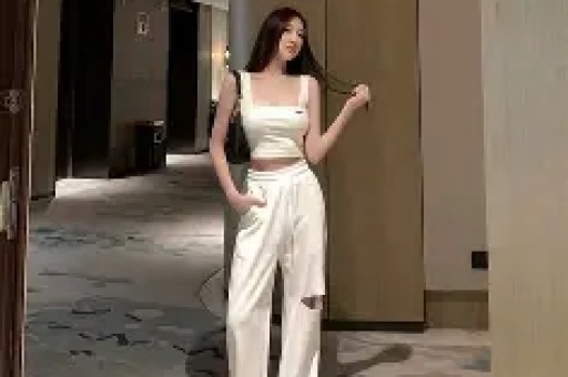 布兰妮回忆录：为前男友堕胎却被诬陷出轨被父亲反复身体羞辱